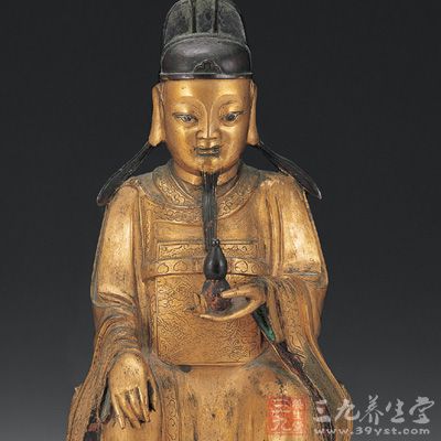 孫思邈非常重視預防，強調『上醫治未病之病，中醫治欲病之病，下醫醫已病之?！环e極提倡進行綜合治療