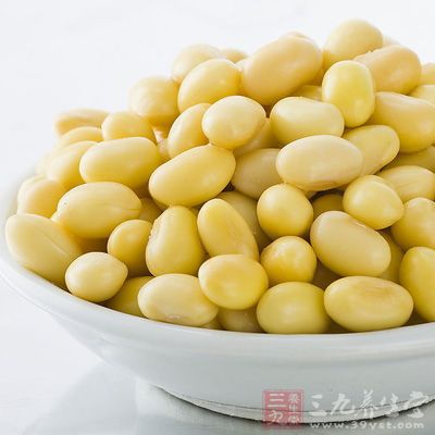 但豆制品缺少膳食纖維、維生素B族和維生素c，鋅和鐵也略低