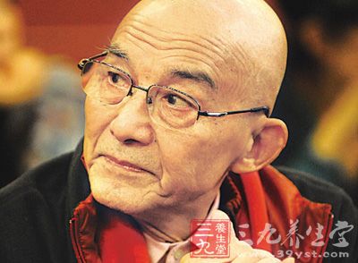 他得到了人生中最大的啟示：誰都想過不煩惱的生活，那就得向濟公學學