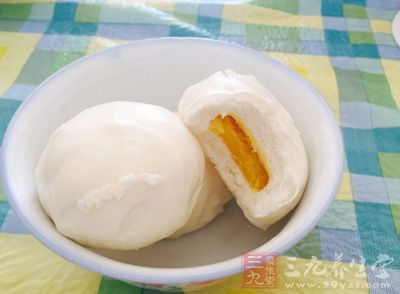 早餐吃不好，不但會使人感覺疲勞無力，注意力無法集中，降低工作效率，更會由于午餐晚餐攝入過量造成脂肪堆積