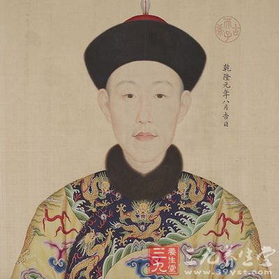 清高宗乾隆帝生于1711年9月25日，卒于1799年2月7日，他于1735年登上帝位，在位長達60年之久，他既是歷史上在位時間最長的君主，也是活得最長的君主