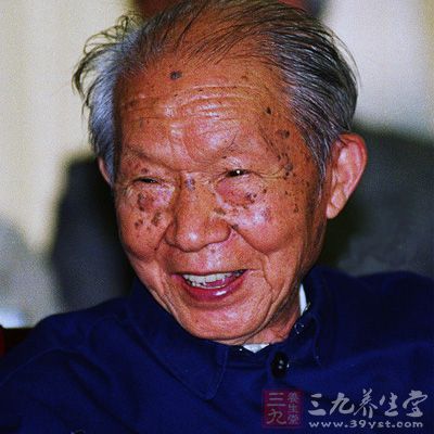 如此健康的身體與張老養生有著密切的關系