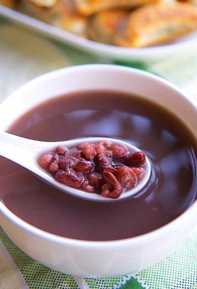 健康早餐食譜4、薏米紅豆粥