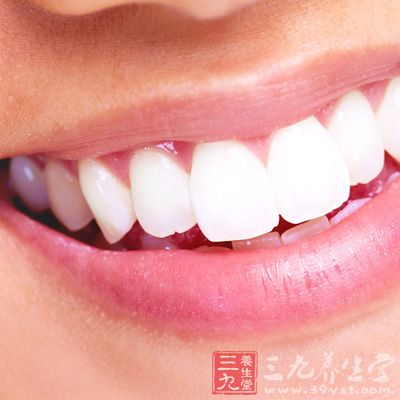據說，經?？埤X，既能堅齒固齒，防止牙齒松動、脫落，又能活動面部肌群，促進面部血液循環